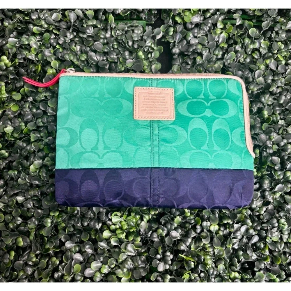Coach Signature Nylon‎ Colorblock Pouch Green Navy Blue Purple Clutch Bag - Picture 2 of 4